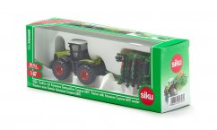 SIKU Farmer 1826 - Traktor vetőgép pótkocsival 1:87