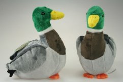 Canard en peluche