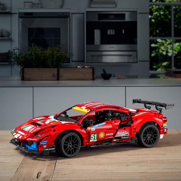 Lego Technic 42125 Ferrari 488 GTE "AF Corse #51"