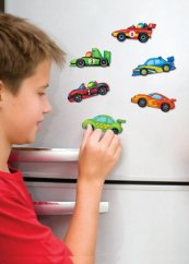 Výroba a malování - magnetky závodní auta