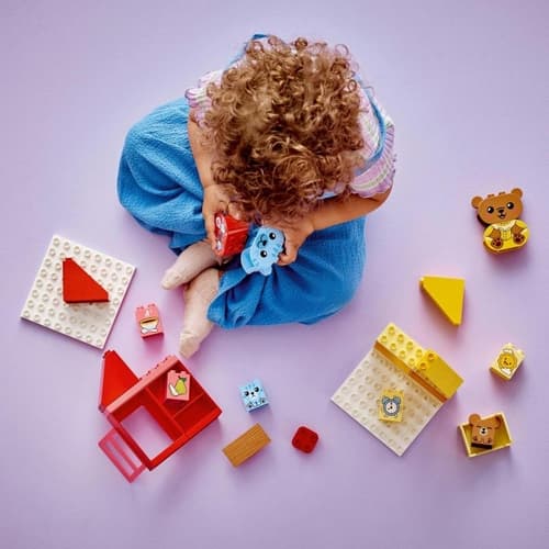 LEGO® DUPLO (10414) Každodenní aktivity: Jídlo a spánek