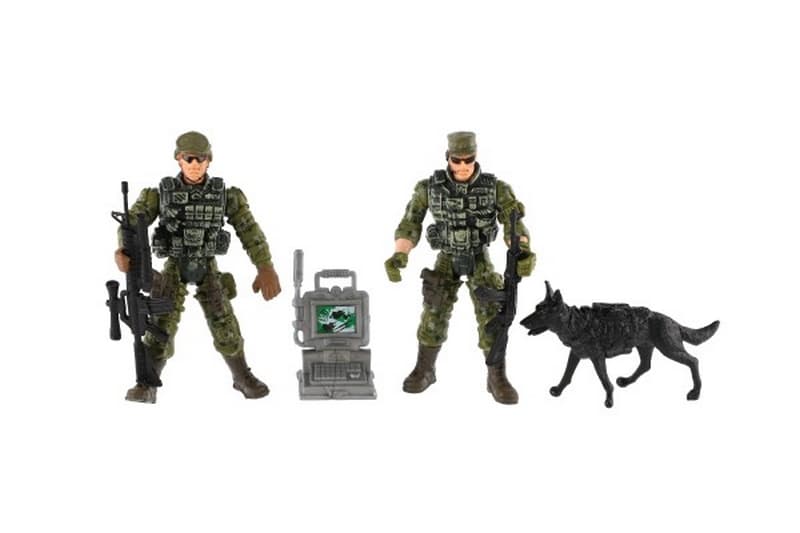 Készlet katonák kutyával tartozékokkal 6db műanyag zacskóban