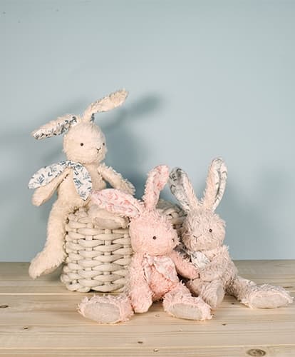 Zestaw upominkowy Doudou - Szary pluszowy królik z bawełny organicznej 25 cm