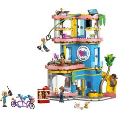LEGO® Friends 42689 A Heartlake Barátok klubháza