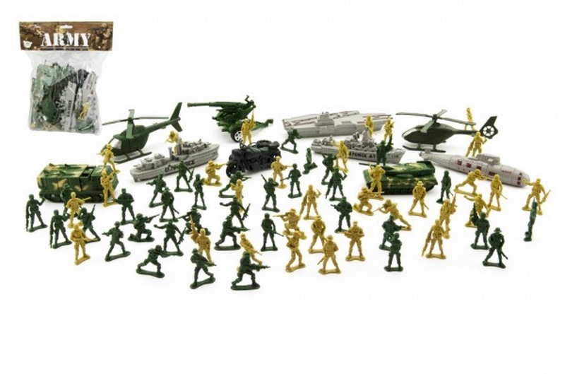 Conjunto de soldados con accesorios de plástico diseño CZ en la tarjeta 24x30cm