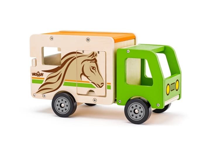 Camion pour le transport des chevaux