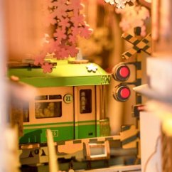 RoboTime Bookstop maison miniature Sakura alley