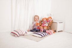 Bigjigs Toys Ruhás nővér baba Nancy 28 cm