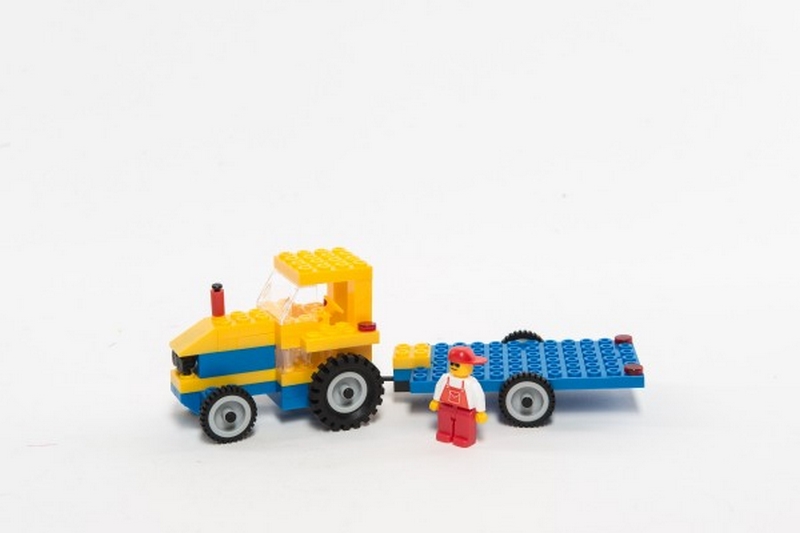 Cheva 5 - Traktor - doboz