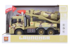 Voiture militaire avec roquette
