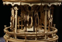RoboTime 3D skládačka hrací skříňky Romantický kolotoč
