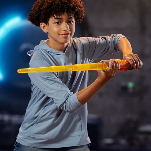 HASBRO - Star Wars LS Forge Yord Fandar meč se světlem a zvukem