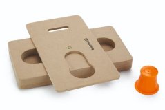 Beeztees Interaktivní dřevěná hračka SWINNY 22 cm