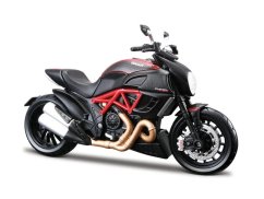 Maisto - Ducati Diavel Carbon - model do zbudowania 1:12