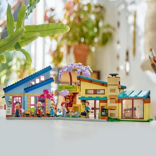LEGO® Friends (42620) Rodinné domčeky Ollyho a Paisleyho