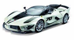 Bburago 1:18 Ferrari TOP FXX-K EVO No.70 (fehér/fekete)