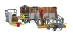 Bruder 62611 BWORLD farmszett – boksz tehénnel, borjúval és gazdával