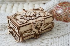 Ugears 3D drevené mechanické puzzle Antique Jewelry Box