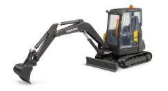 Bruder 2465 Volvo ECR40 kotrógép