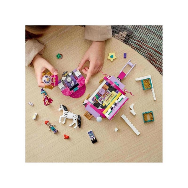 Lego Friends 41688 Magiczna przyczepa kempingowa