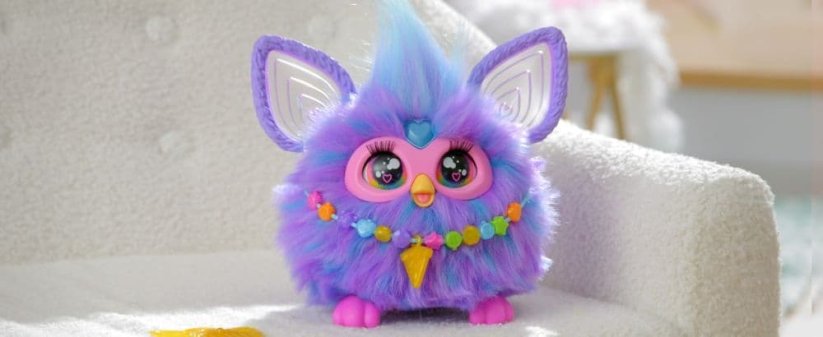 Hasbro Furby fialový CZ verze