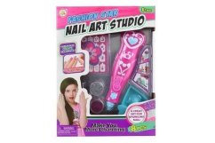 Studio à ongles fonctionnant sur piles