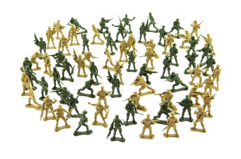 Set soldats 2 couleurs plastique CZ design sur carte 18x19,5cm