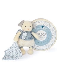 Doudou Ajándék szett - Plüss kutya takaróval, organikus pamutból 22 cm-es
