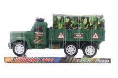 Voiture militaire avec bâche