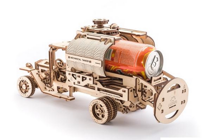 Ugears 3D puzzle mecanic din lemn UGM-11 Camion cu cisternă