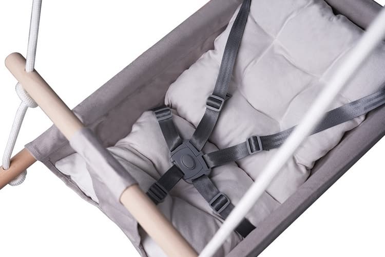 2Kids Toys Houpačka pro nejmenší šedá