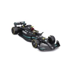 Bburago - RACE F1 v dekorativním boxu, Mercedes-AMG Petronas W14 E (2023), #44 Lewis Hamilton, 1:24