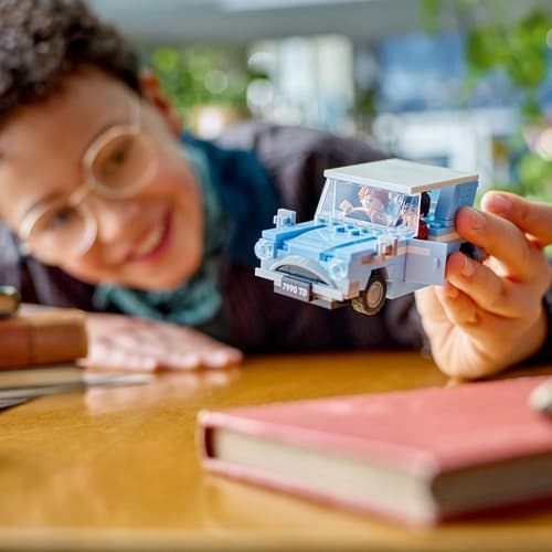 Lego 76424 Létající automobil Ford Anglia™