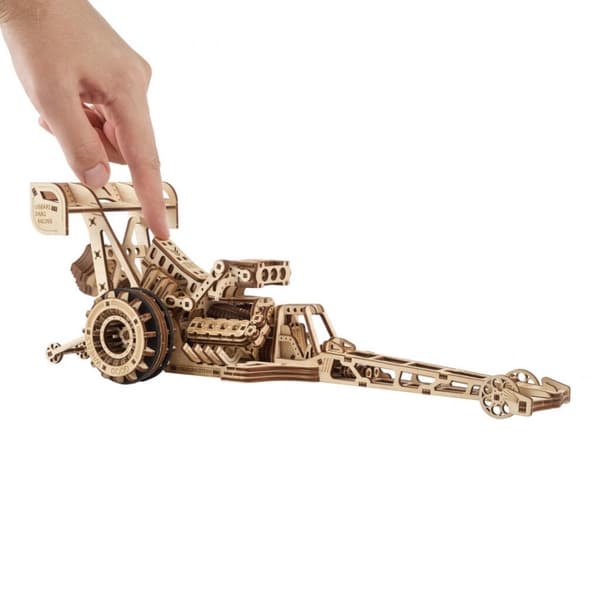 Coche de carreras mecánico de madera Ugears 3D (Dragster)