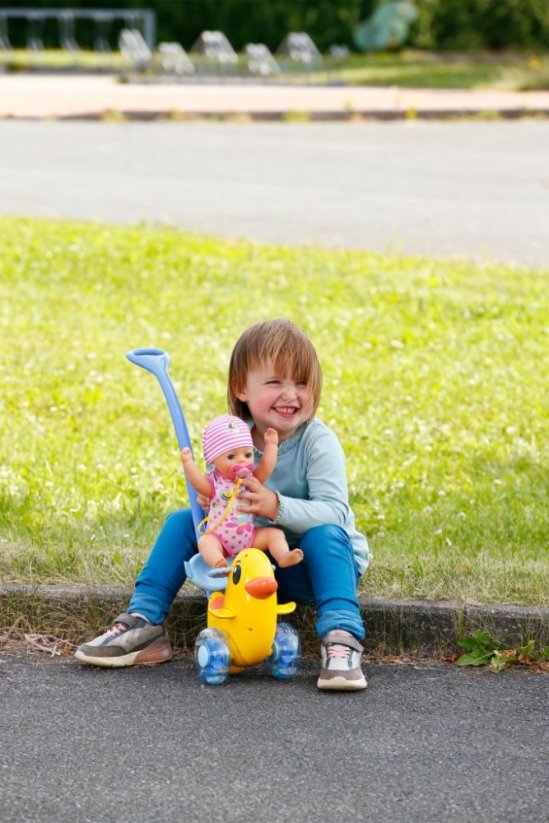 BABY born Strkadlo Berta