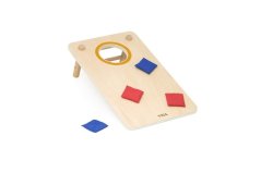 Fából készült nagy játék csipetkékkel és zsákokkal